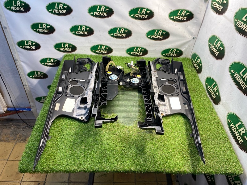 Кронштейн багажника под динамики Land Rover Range Rover (L405, 2017г.)