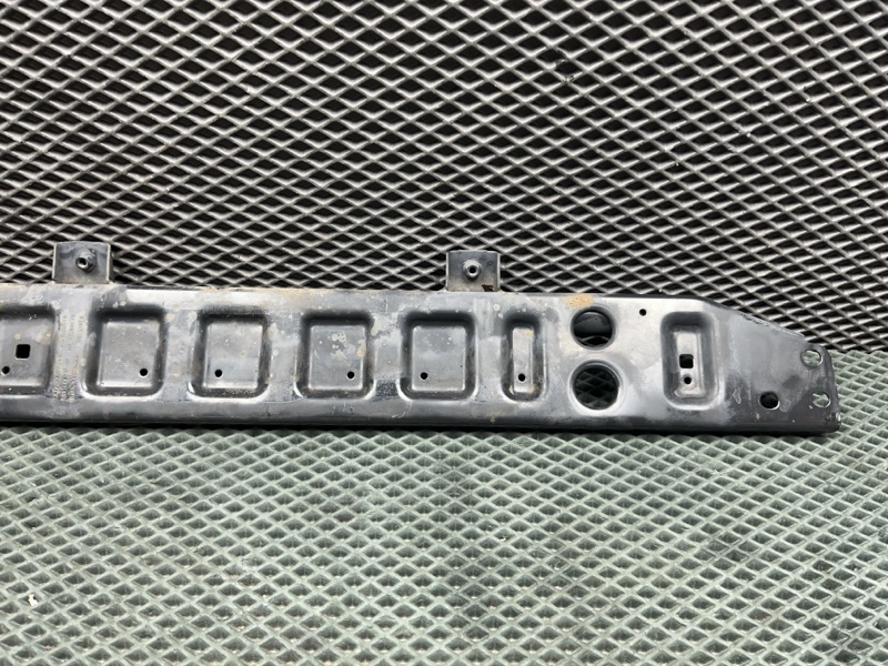 Балка под радиатор Land Rover Range Rover Evoque (L538, 2017г.)
