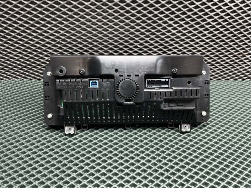 Панель приборов (щиток) Land Rover Range Rover (L405, 2016г.)
