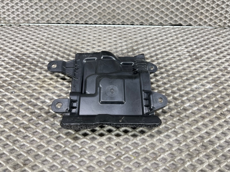 Пластик моторного отсека Land Rover Range Rover Sport (L461, 2024г.)
