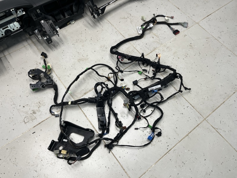 Торпедо Land Rover Range Rover (L405, 2019г.)