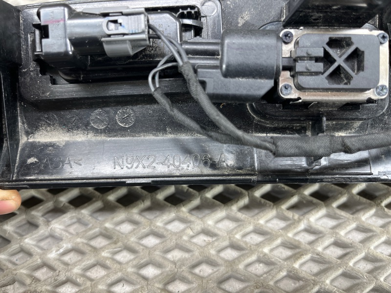 Накладка двери багажника Land Rover Range Rover Sport (L461, 2024г.)