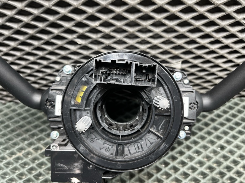 Переключатель подрулевой (стрекоза) Land Rover Range Rover Sport (L461, 2025г.)