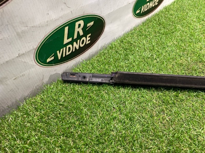 Молдинг двери Land Rover Range Rover (L405, 2017г.)