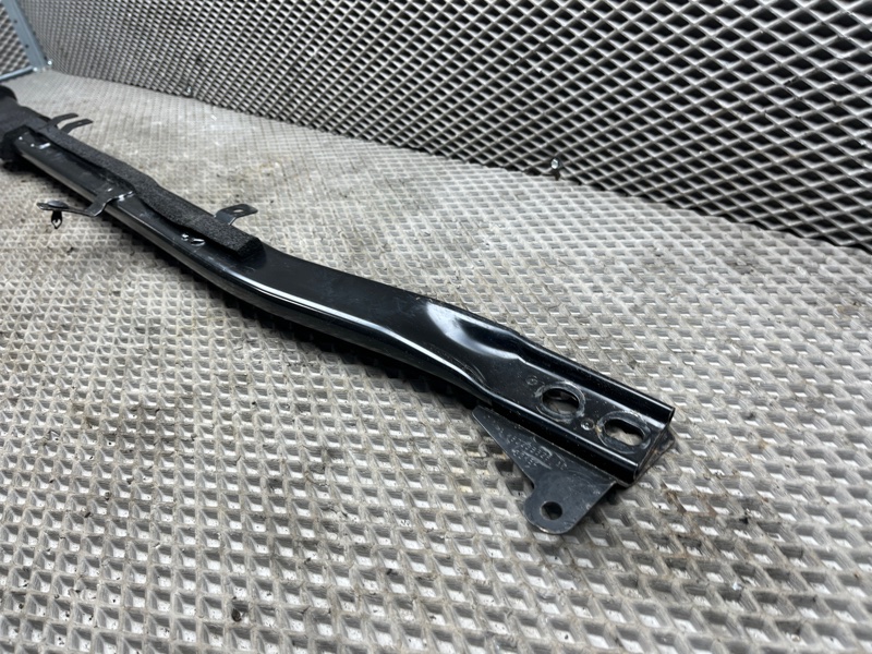 Распорка кузова Land Rover Discovery Sport (L550, 2020г.)