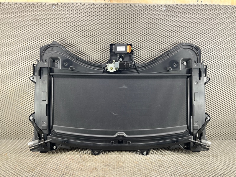 Люк Land Rover Discovery 4 (L319, 2015г.)