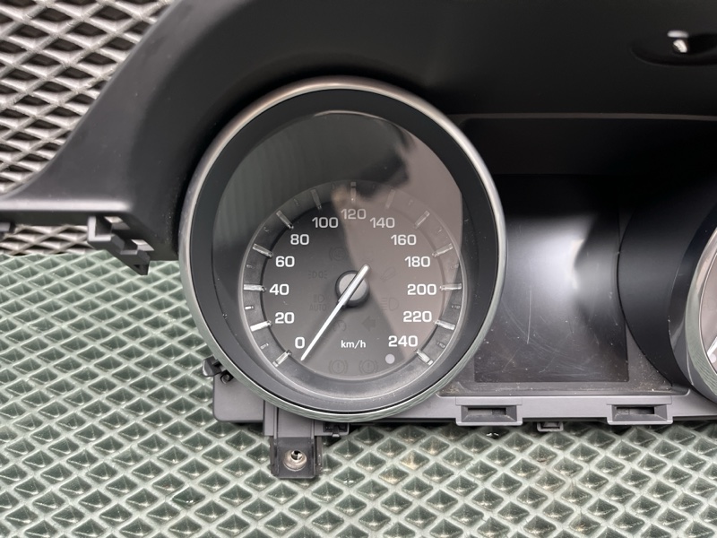 Панель приборов (щиток) Land Rover Discovery Sport (L550, 2016г.)