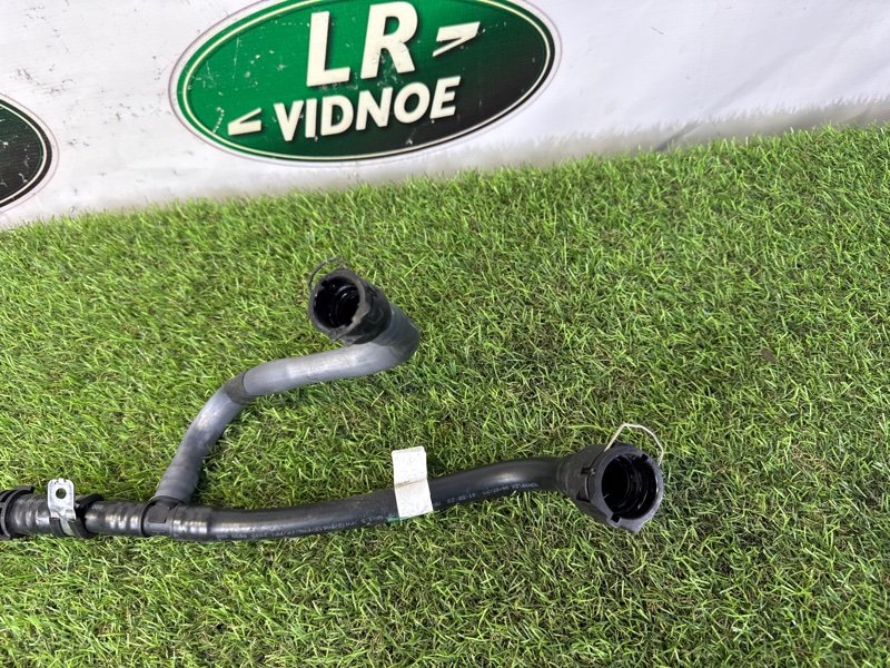 Патрубок системы охлаждения Land Rover Range Rover Sport (L461, 2023г.)