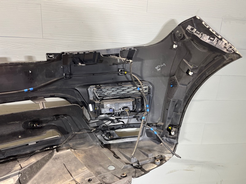 Бампер Land Rover Range Rover Sport (L494, 2017г.)