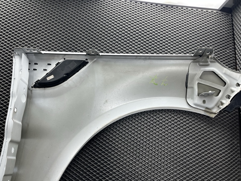Крыло Land Rover Range Rover Sport (L494, 2015г.)