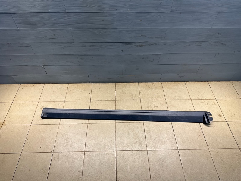 Накладка на порог наружная Land Rover Discovery Sport (L550, 2020г.)