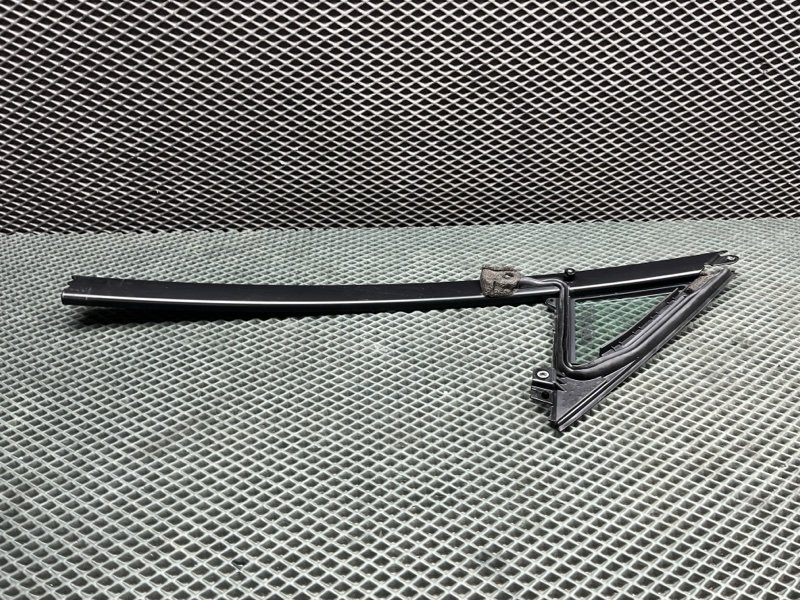 Стекло двери Land Rover Range Rover Sport (L461, 2025г.)
