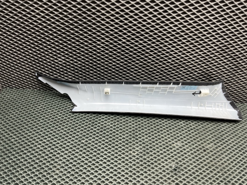 Накладка стойки лобового стекла Land Rover Range Rover Sport (L461, 2025г.)