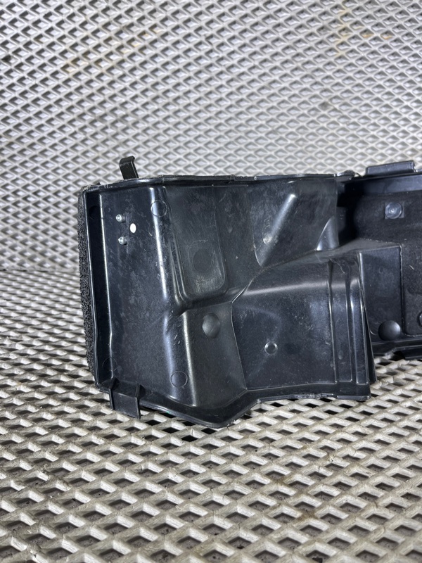 Щит моторного отсека Land Rover Range Rover Sport (L461, 2024г.)