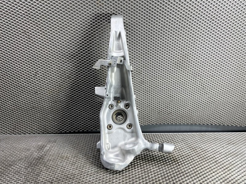 Кулак поворотный Land Rover Range Rover Sport (L461, 2024г.)