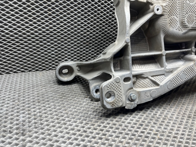 Подрамник Land Rover Discovery Sport (L550, 2020г.)