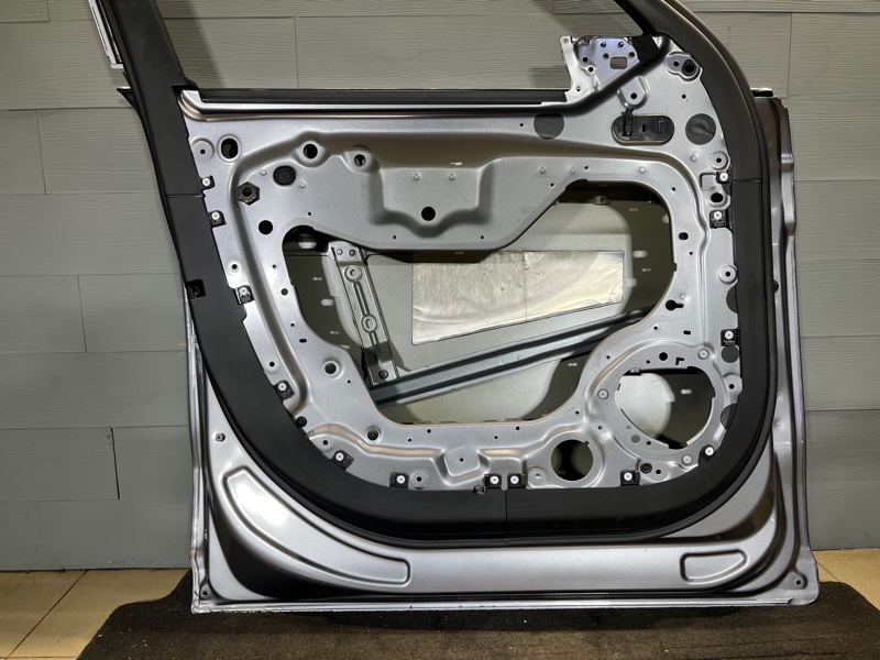 Дверь Land Rover Range Rover Sport (L461, 2024г.)
