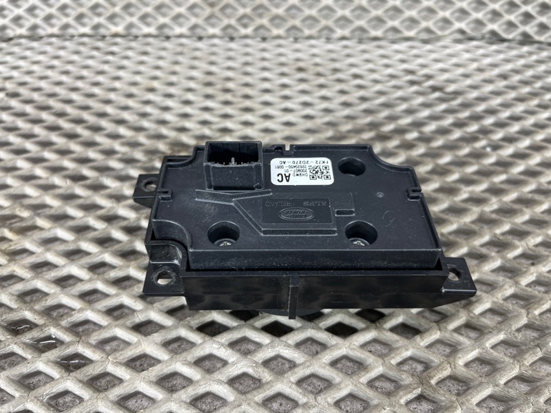 Блок управления печки/климат-контроля Land Rover Defender (L663, 2020г.)