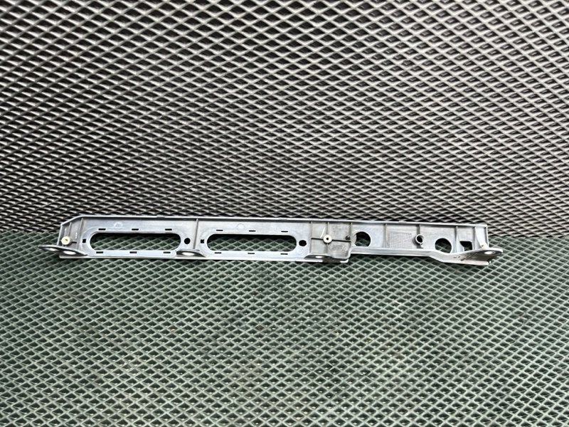 Кронштейн крыла Land Rover Range Rover (L405, 2016г.)