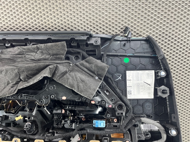 Обшивка двери Land Rover Range Rover Sport (L461, 2024г.)