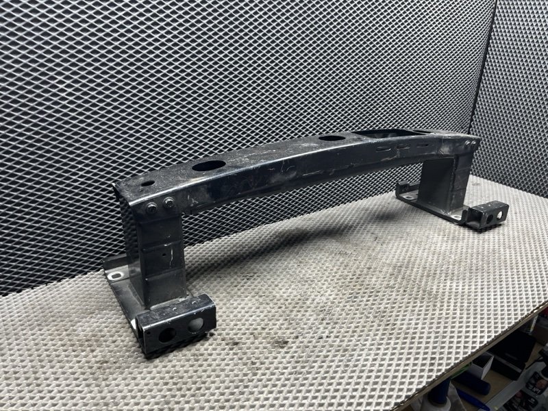 Усилитель бампера Land Rover Range Rover Sport (L494, 2020г.)