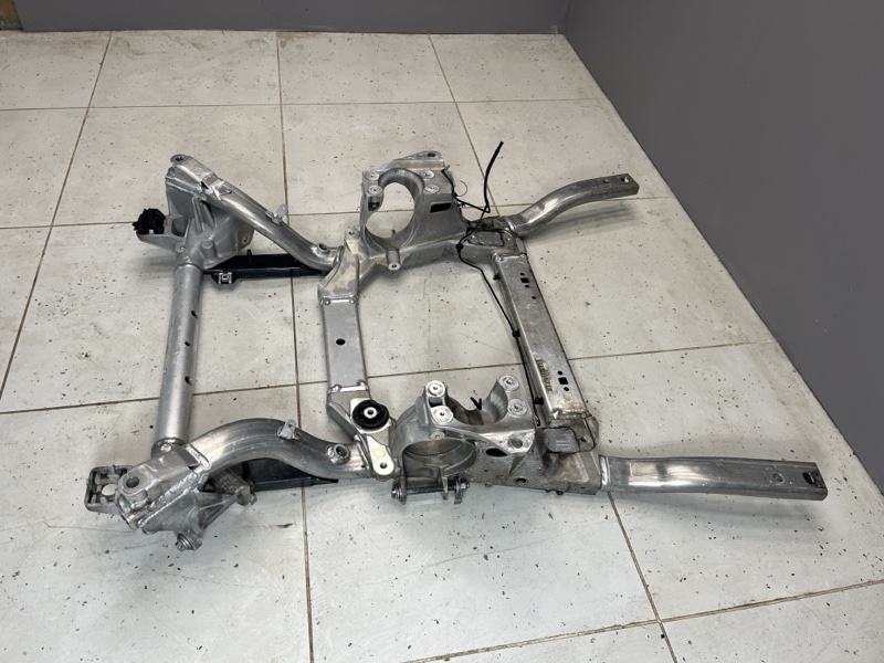 Подрамник Land Rover Range Rover Sport (L494, 2015г.)