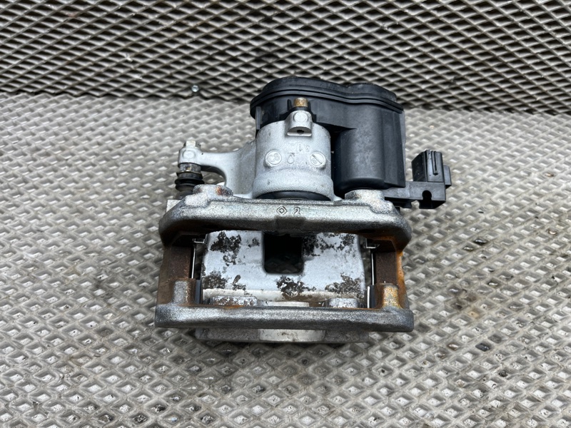 Суппорт Land Rover Range Rover Sport (L494, 2022г.)