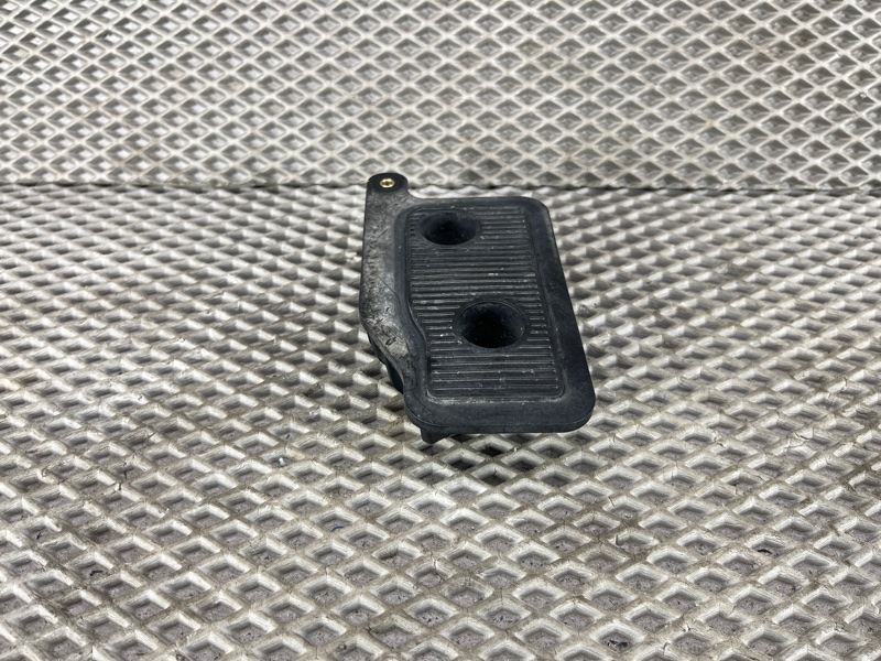 Опора домкрата Land Rover Range Rover Sport (L461, 2024г.)