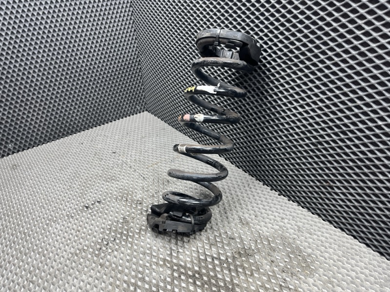 Пружина подвески Land Rover Discovery Sport (L550, 2016г.)