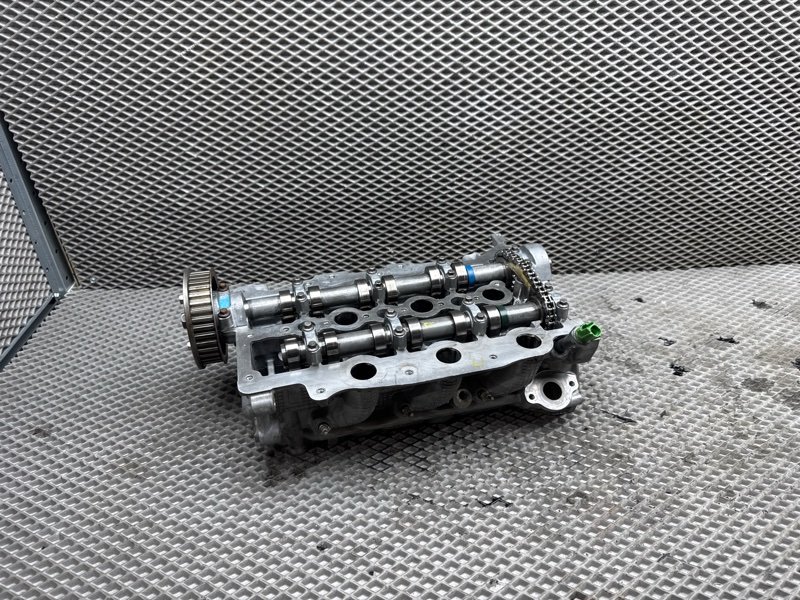 Головка блока цилиндров Land Rover Range Rover Sport (L320, 2012г.)