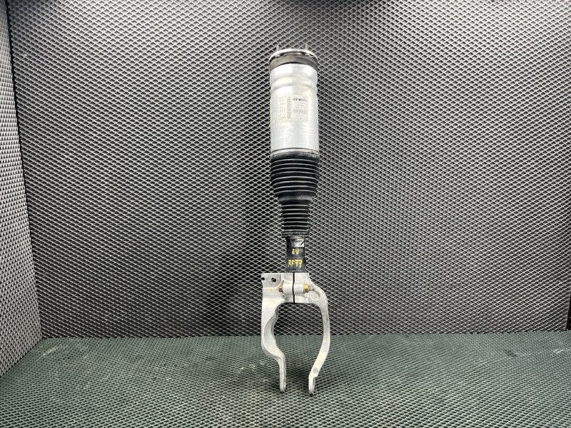 Пневмостойка Land Rover Range Rover Sport (L494, 2015г.)