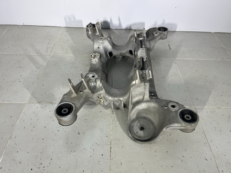 Подрамник Land Rover Range Rover Sport (L494, 2020г.)