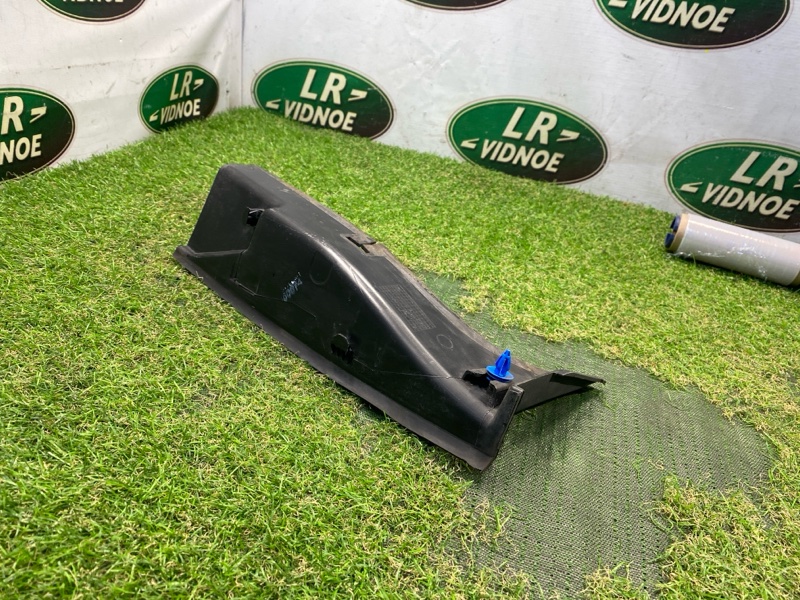 Накладка фонаря Land Rover Range Rover (L405, 2017г.)