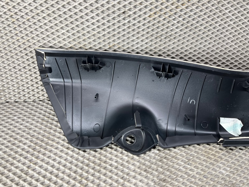 Обшивка салона Land Rover Range Rover Sport (L461, 2024г.)