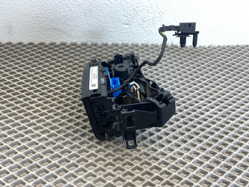 Датчик слепых зон Land Rover Range Rover Sport (L494, 2018г.)