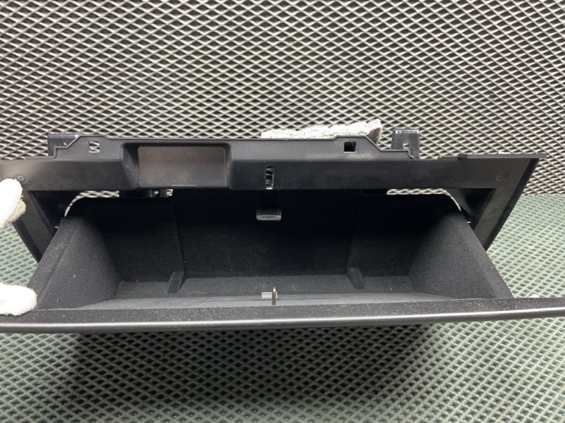 Бардачок Land Rover Range Rover Sport (L494, 2021г.)