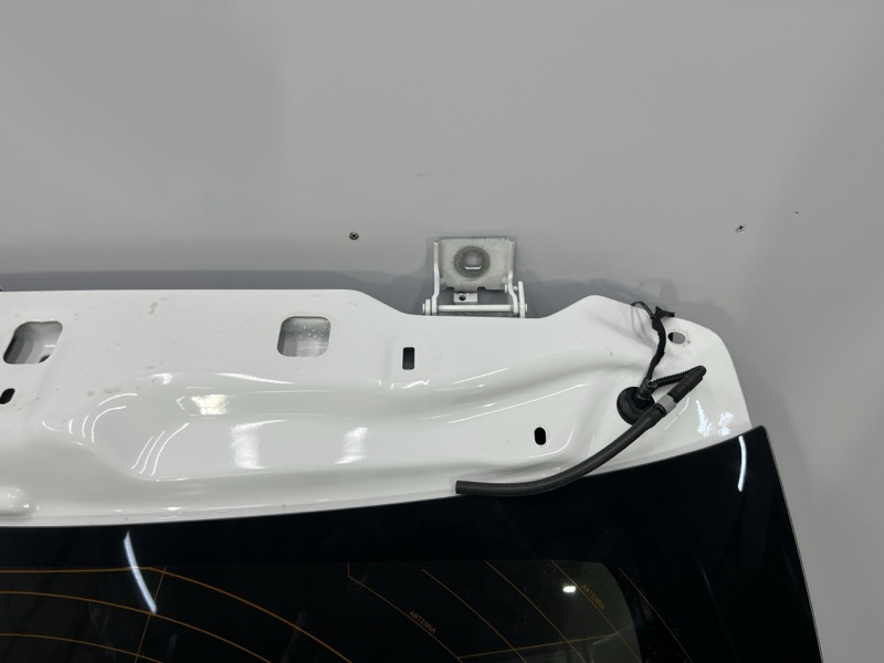 Крышка багажника Land Rover Discovery Sport (L550, 2016г.)