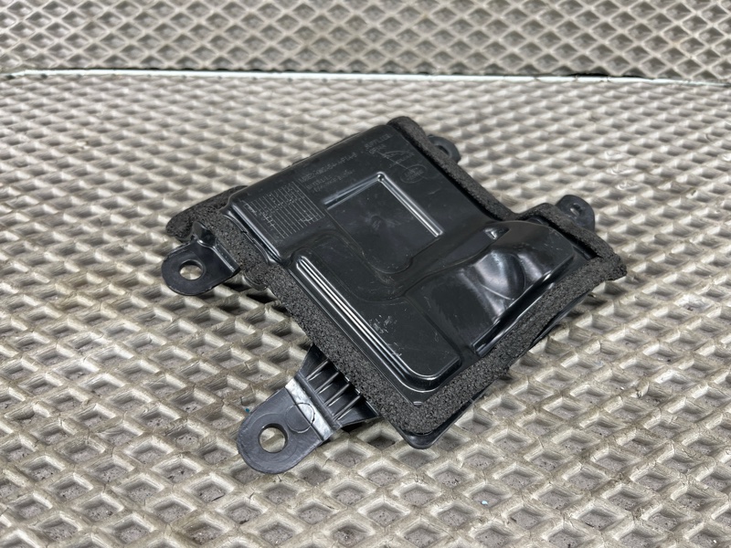 Пластик моторного отсека Land Rover Range Rover Sport (L461, 2024г.)