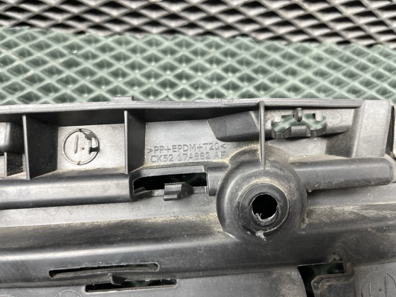 Крепление бампера Land Rover Range Rover (L405, 2016г.)