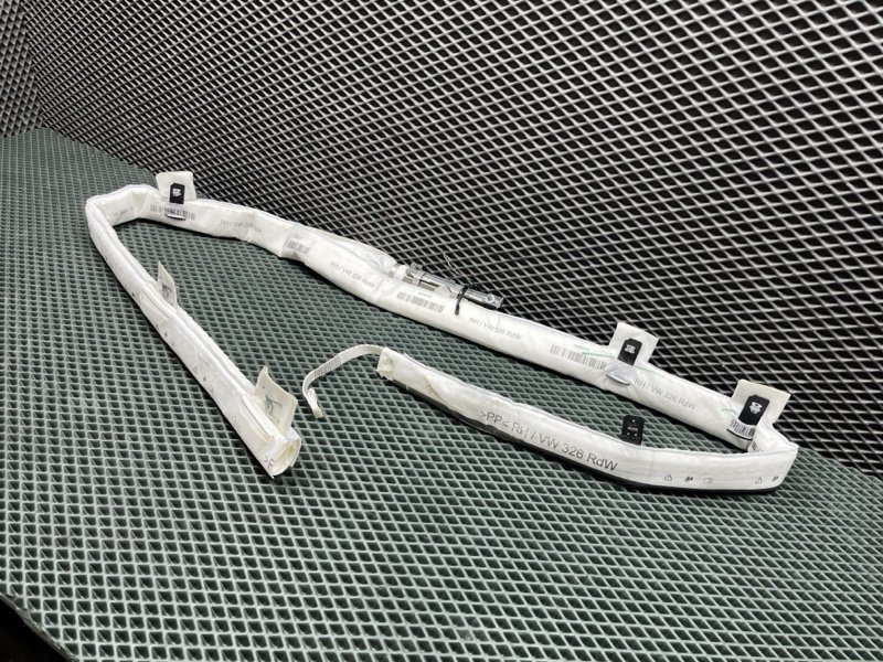 Подушка безопасности боковая (шторка) Volkswagen Tiguan (MK2, 2018г.)