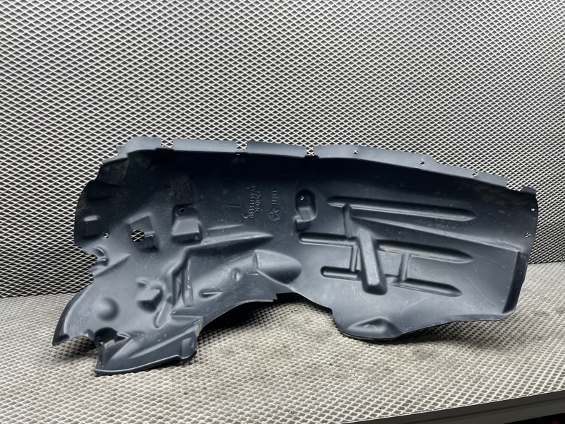 Подкрылок Jeep Wrangler (JL, 2025г.)