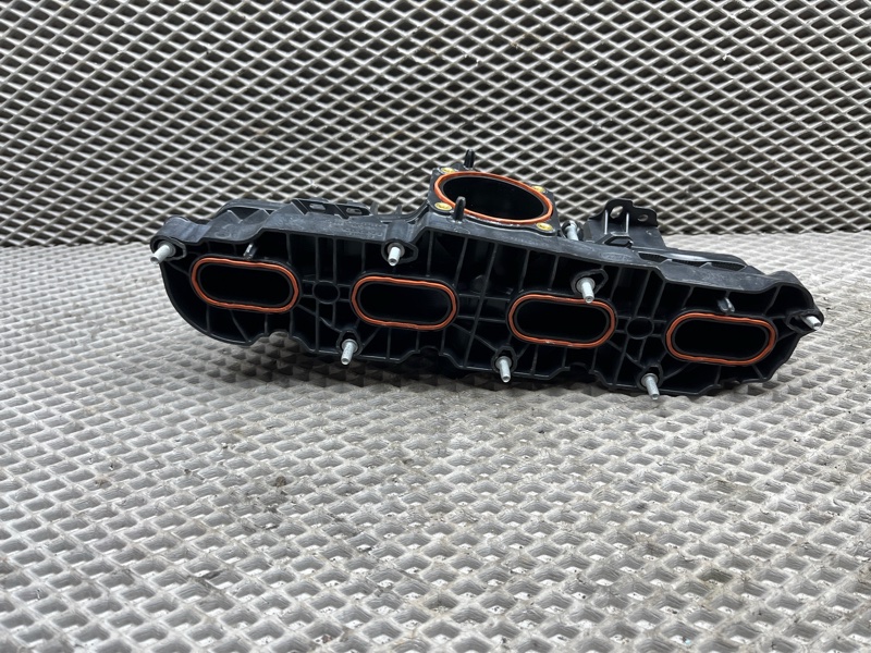 Впускной коллектор Land Rover Range Rover Evoque (L551, 2020г.)