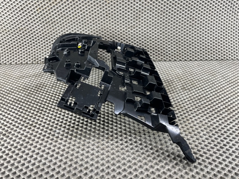 Кронштейн бампера Land Rover Range Rover Sport (L461, 2024г.)