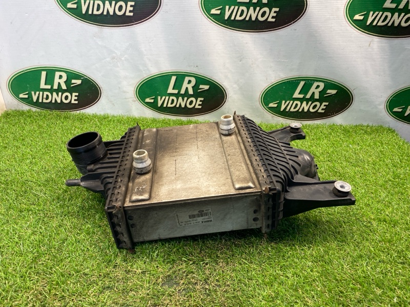 Радиатор охлаждения дополнительный Land Rover Range Rover (L405, 2016г.)