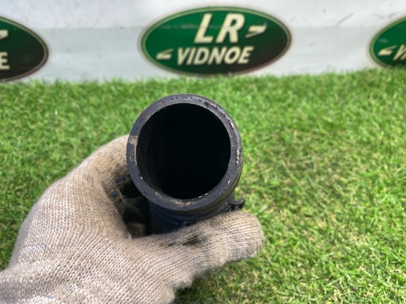 Патрубок системы охлаждения Land Rover Range Rover (L405, 2017г.)