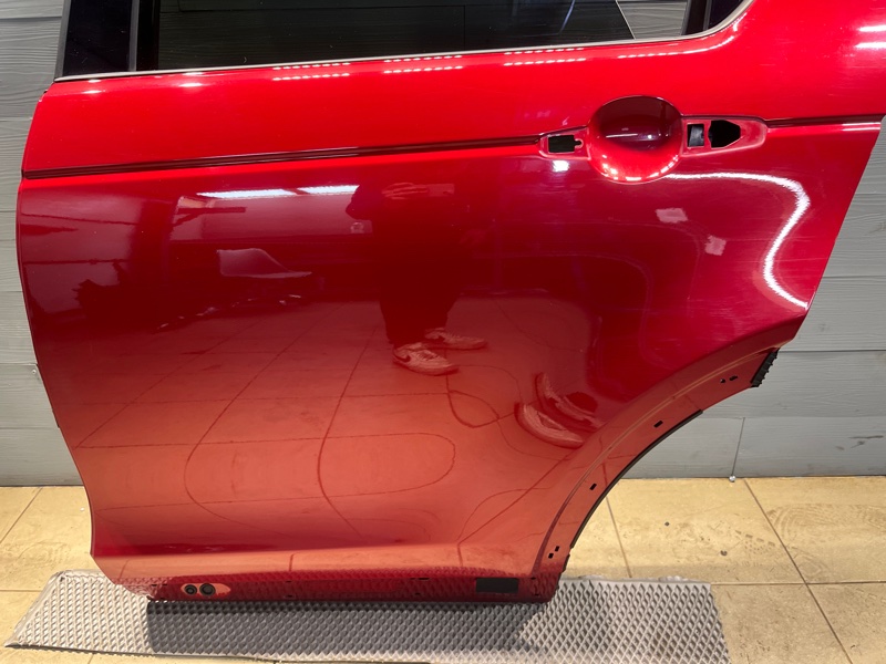 Дверь Land Rover Discovery Sport (L550, 2020г.)