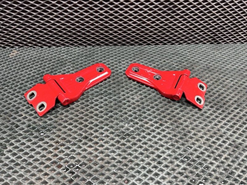 Петля капота Jeep Wrangler (JL, 2019г.)