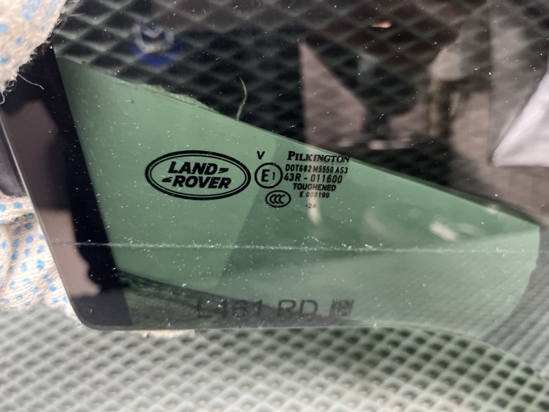 Стекло двери Land Rover Range Rover Sport (L461, 2025г.)
