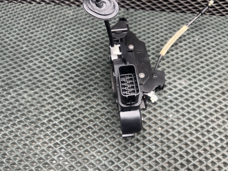 Замок двери Land Rover Range Rover Sport (L320, 2012г.)