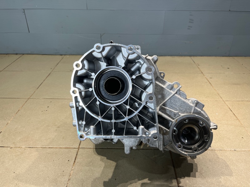 Раздаточная коробка Land Rover Range Rover Sport (L461, 2024г.)